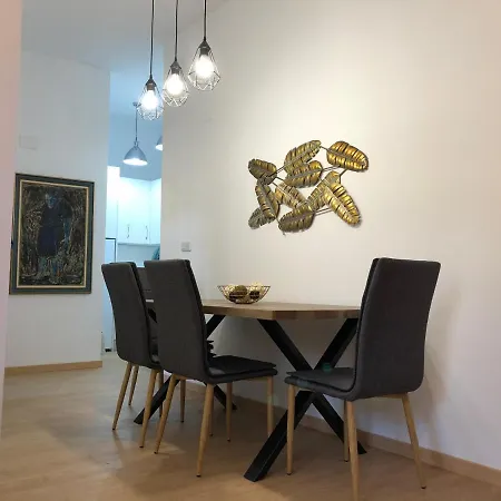 Iglesia De Santiago *