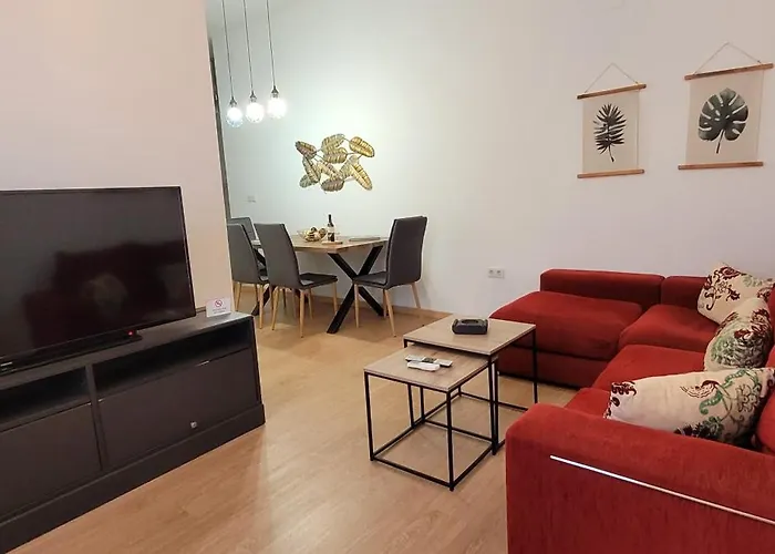 Iglesia De Santiago *